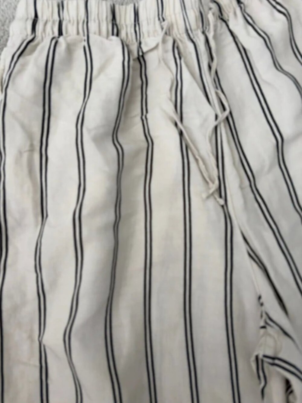 H&M Stripe Linen Trousers – Cream & Black – Size S - Picture 2 of 3